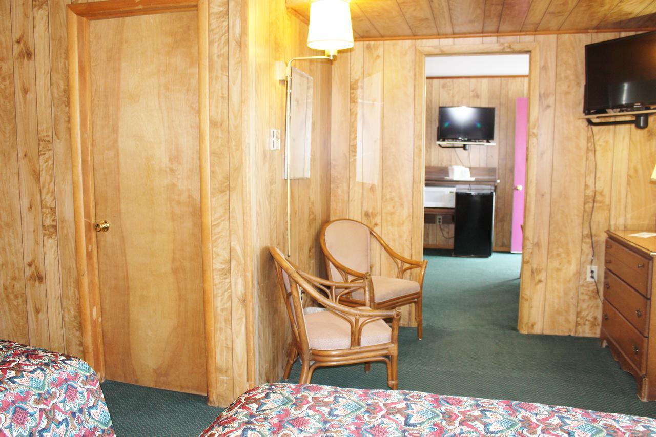 Barberry Court Motel &Cabins Lake George Zewnętrze zdjęcie