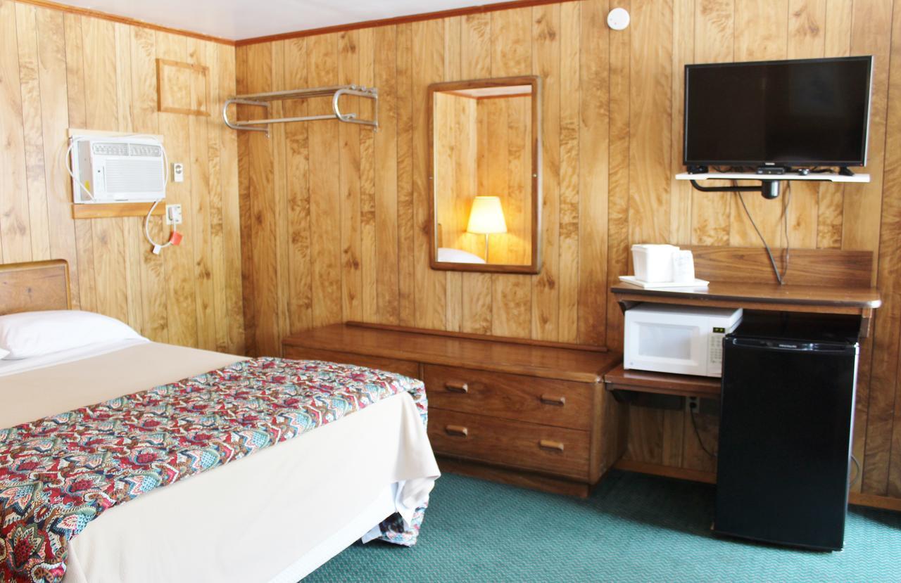 Barberry Court Motel &Cabins Lake George Zewnętrze zdjęcie
