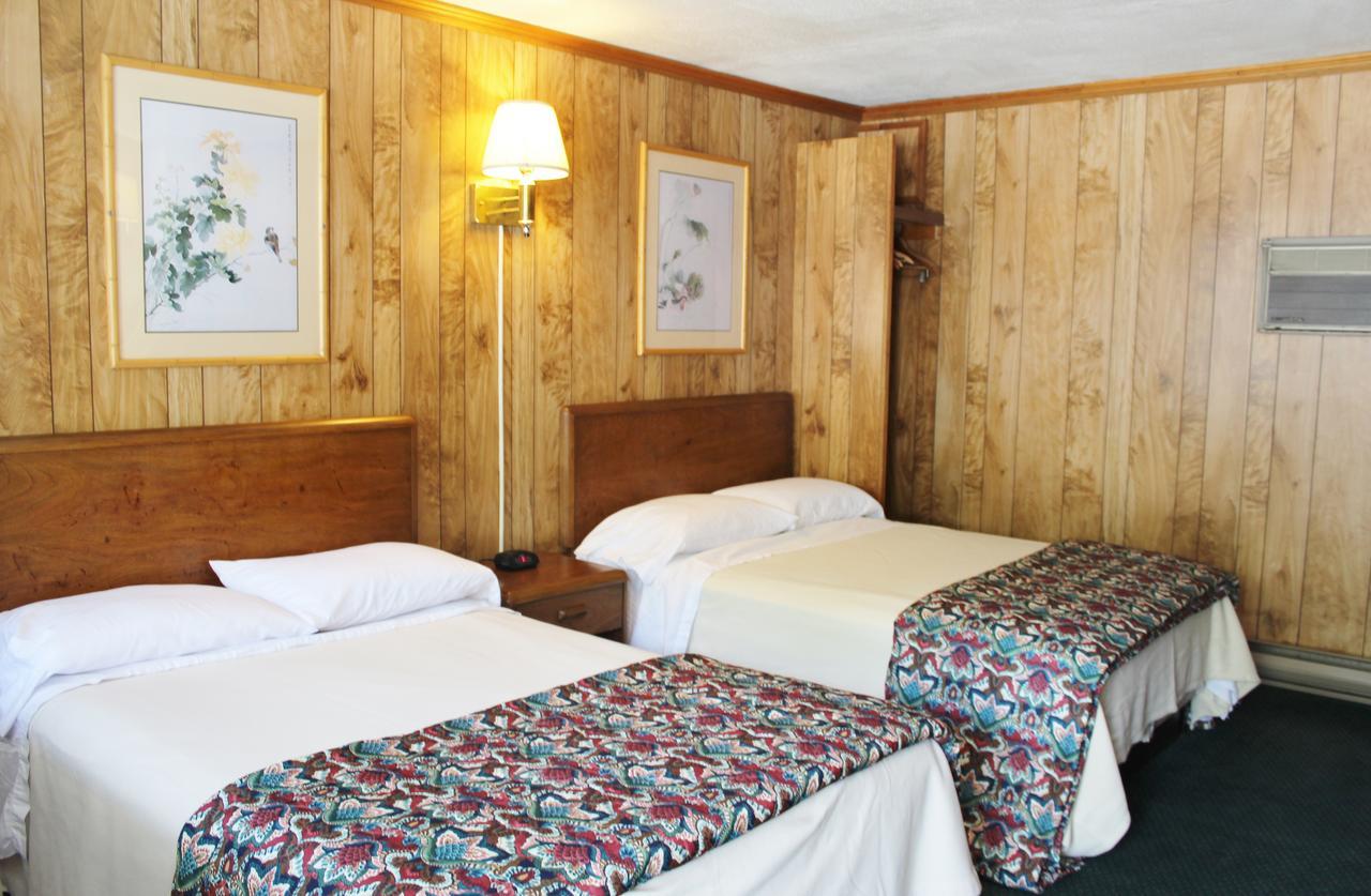 Barberry Court Motel &Cabins Lake George Zewnętrze zdjęcie