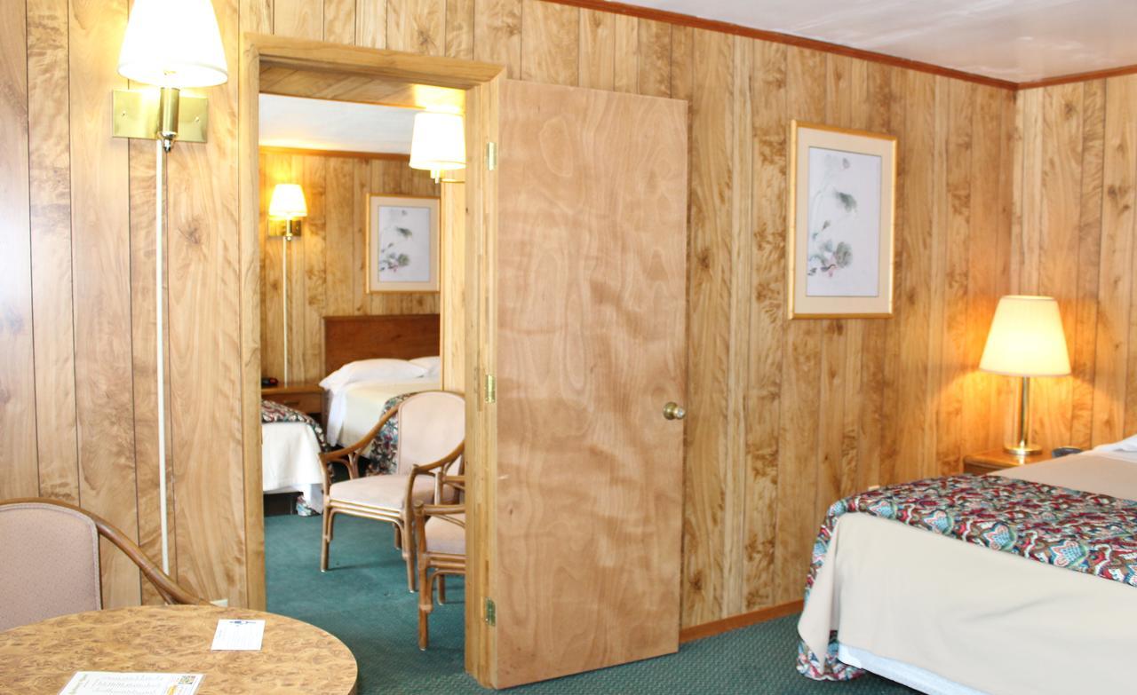 Barberry Court Motel &Cabins Lake George Zewnętrze zdjęcie
